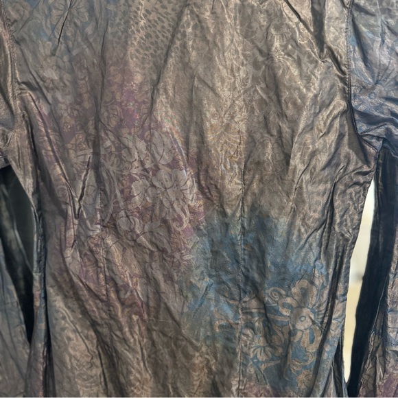 Crinkle Ruffle Blouse - Picture 6 of 6